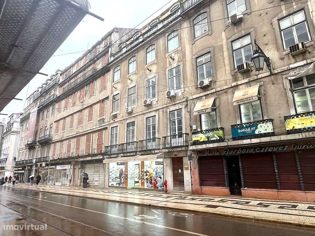 Escritório T2 para venda-16