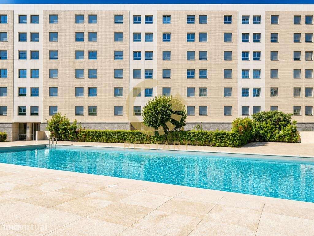 T2 Mobilado em Condomínio Fechado com Piscina | Vila Nova da Telha – M-32