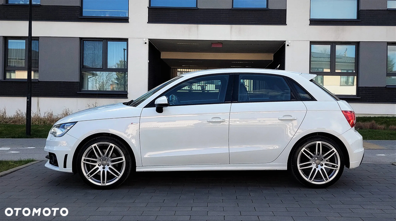 Audi A1 1.4 TFSI Sportback S tronic S line Sportpaket - 6