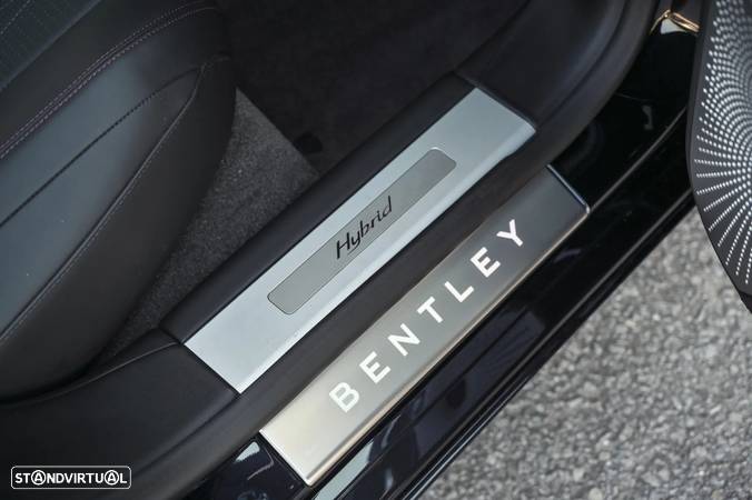 Bentley Flying Spur Hybrid - 24