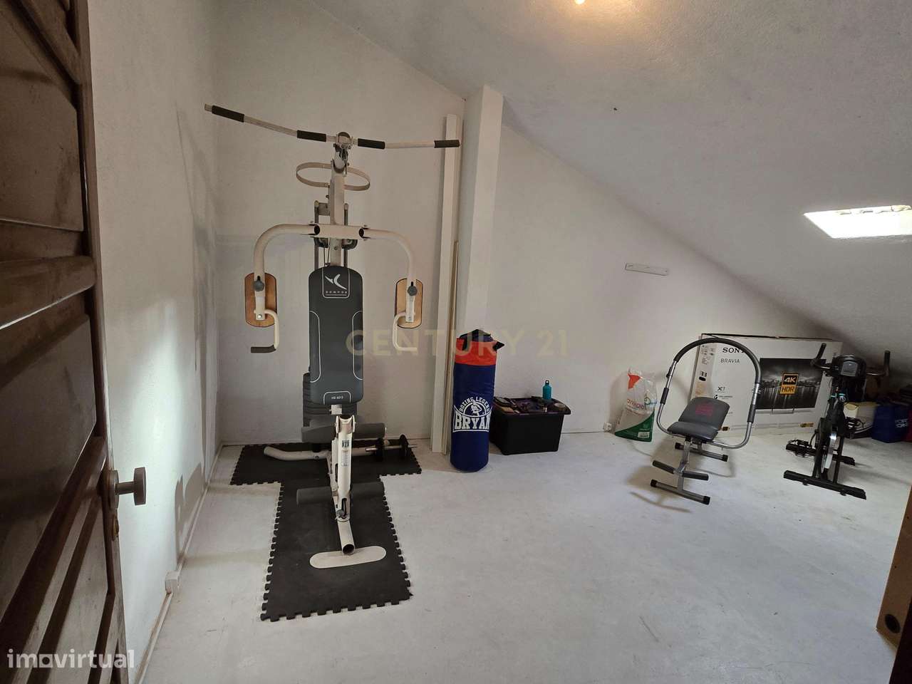 Apartamento T2 no Centro de Mem Martins-23