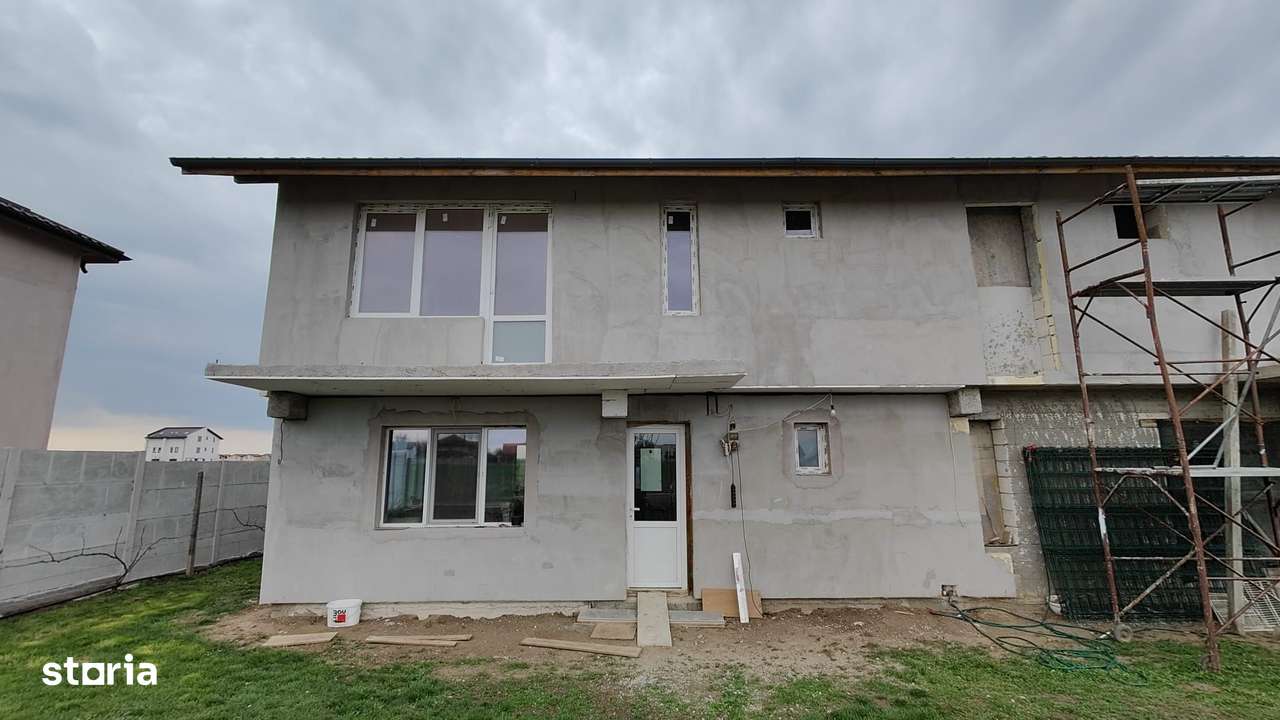 Duplex P+1+M, 251 mp utili, teren 340 mp – Domnești-1