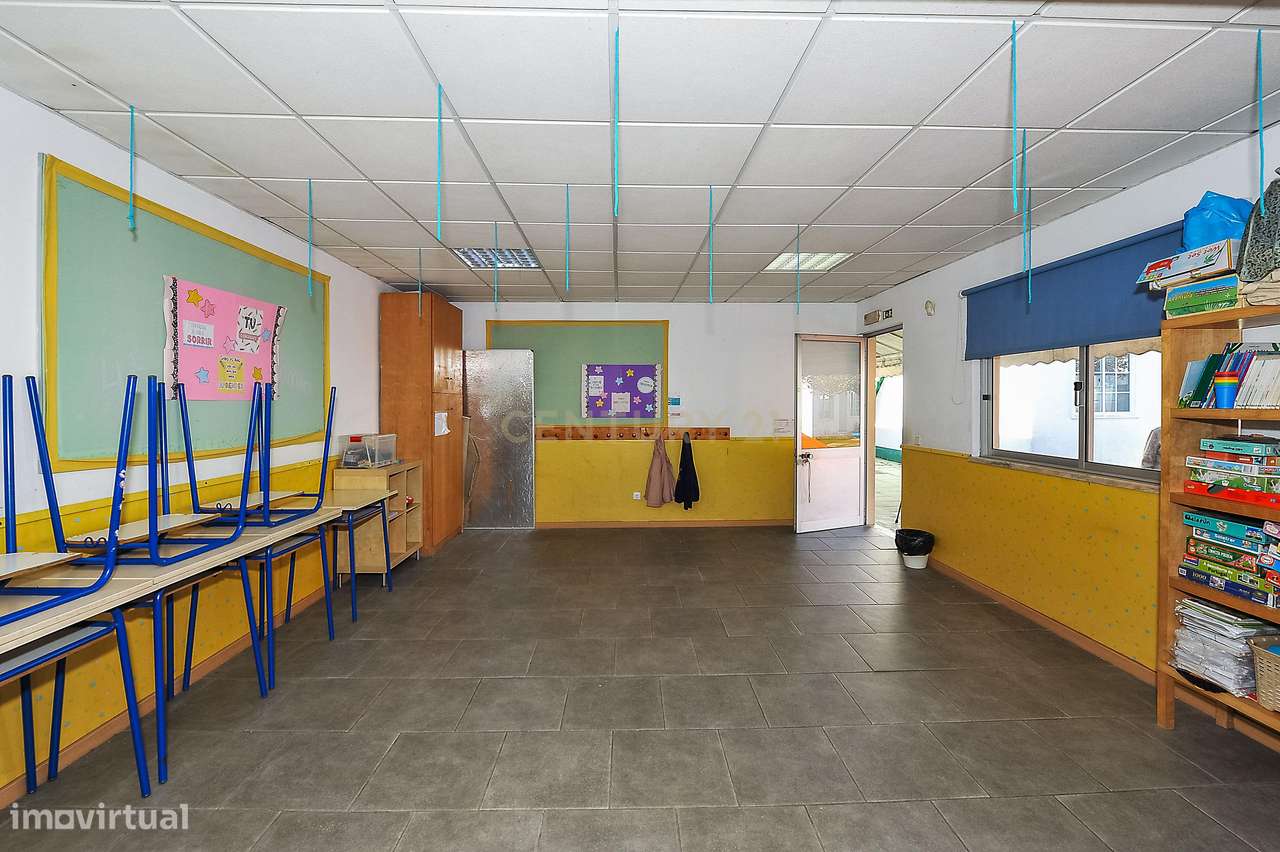 Imóvel com negócio (colégio)– Centro da Parede, Cascais-26