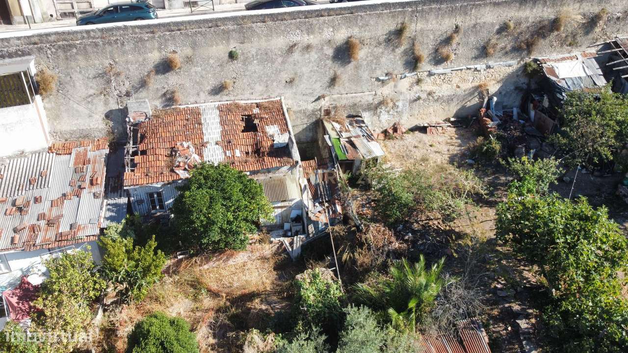 PRÉDIO DEVOLUTO PARA VENDA | PIP APROVADO | CAMPOLIDE-28