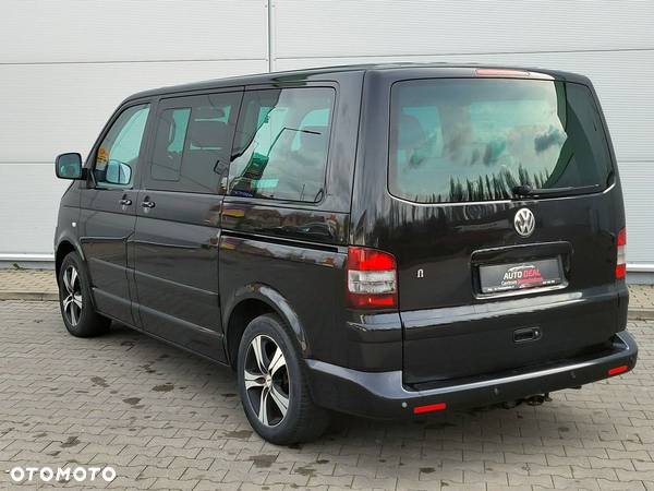 Volkswagen Multivan - 13