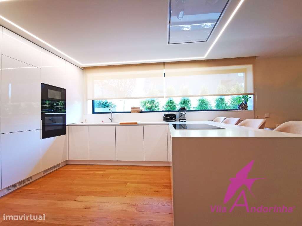 Moradia T3 Independente com piscina a 4minutos da praia - Grande imagem: 4/28