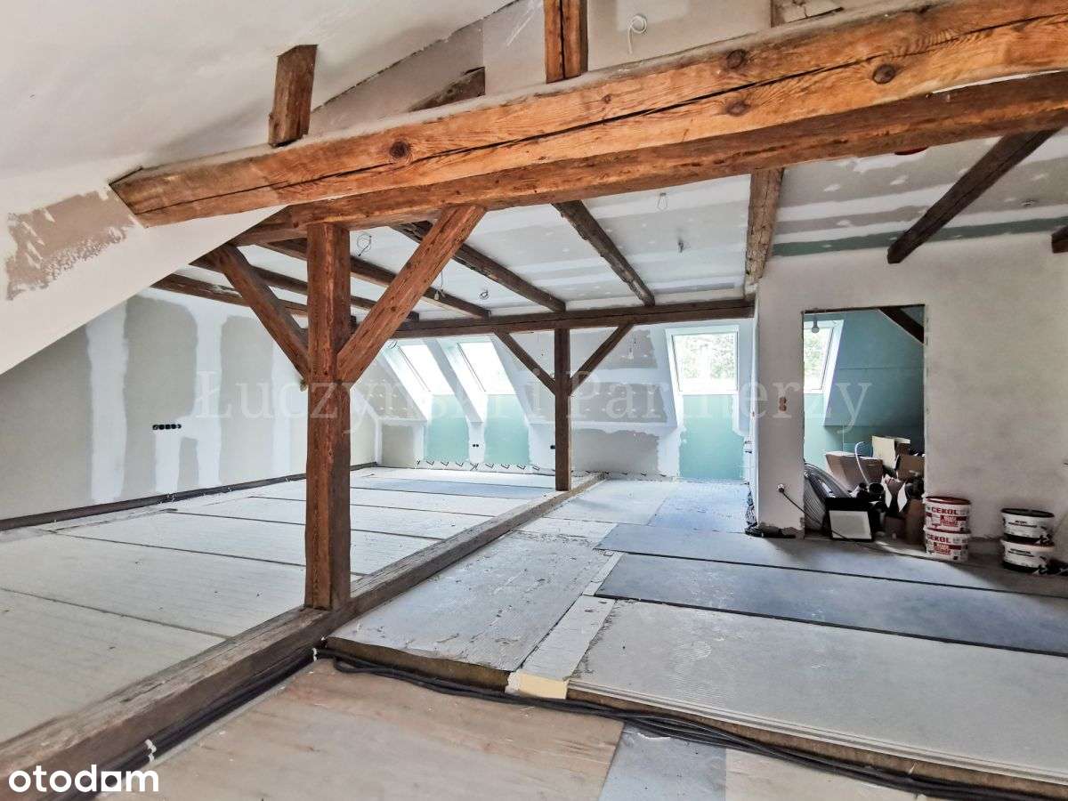 Wyjątkowa posiadłość z nieograniczonym potencjałe-19