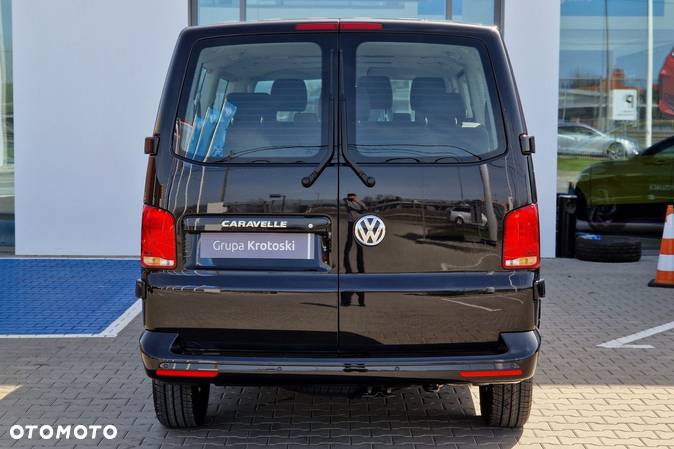 Volkswagen Caravelle - 11