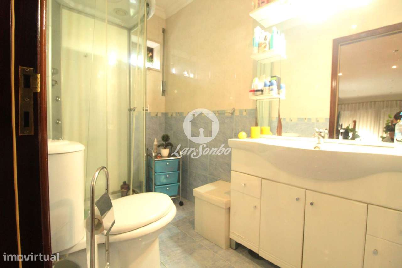 Moradia T3 de Gaveto, com excelentes áreas, localizada em São Cosme...-15