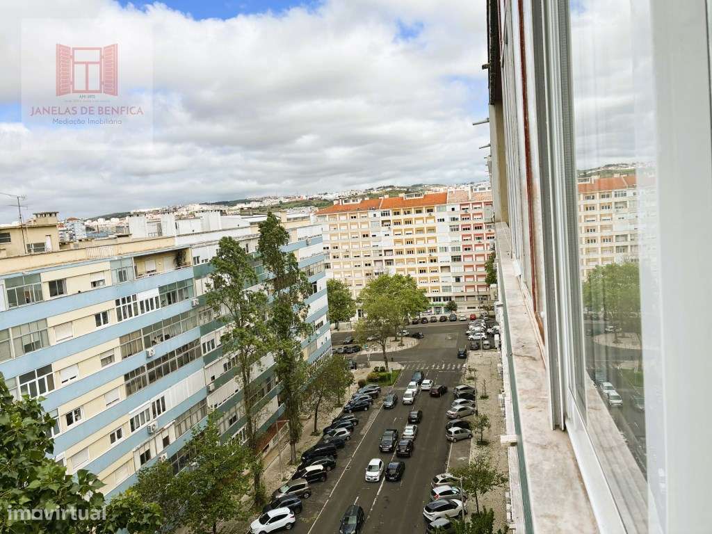 T3 em Benfica, renovado, equipado, mobilado, varanda aberta-10
