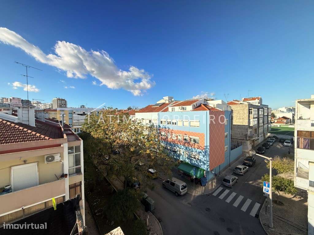 T2 situado a poucos minutos da Praça Gil Vicente-19