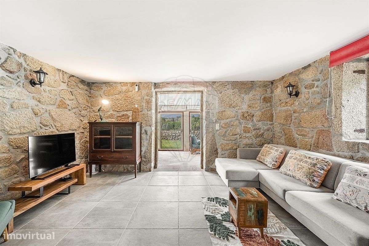 Moradia T2 para venda - Grande imagem: 5/48