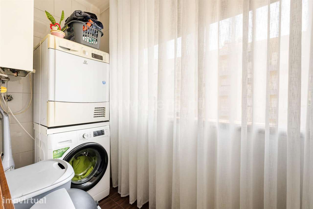 Apartamento T3 no Centro de Paredes - Grande imagem: 5/15