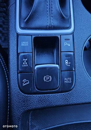 Kia Sportage 2,0 CRDI AWD Platinum - 30