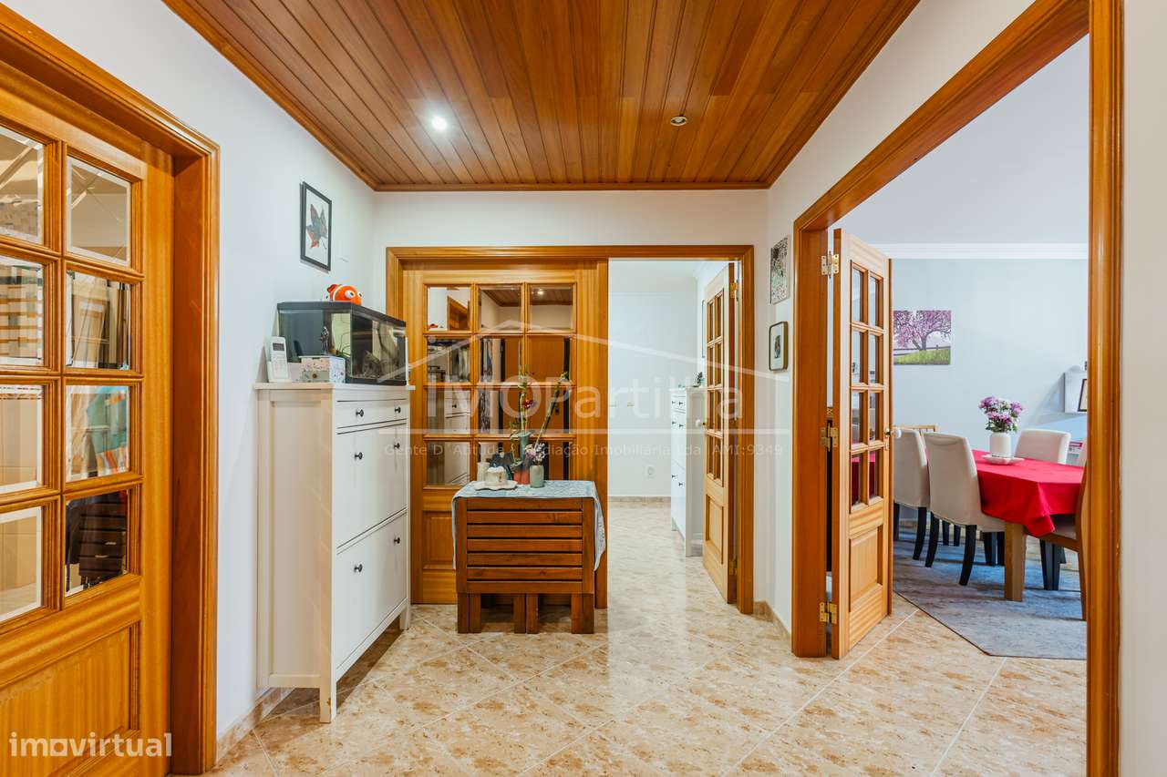 T3 C/ Terraço e Garagem Box em Porto Salvo - Oeiras-7