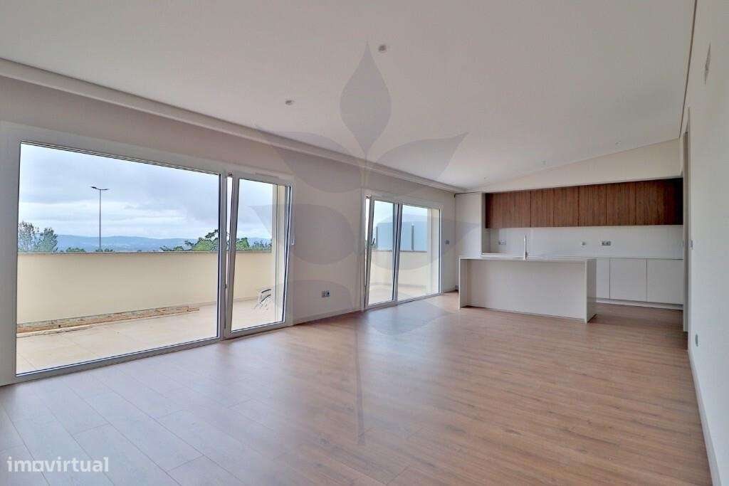 Apartamento T3 Novo Em Sao Vicente