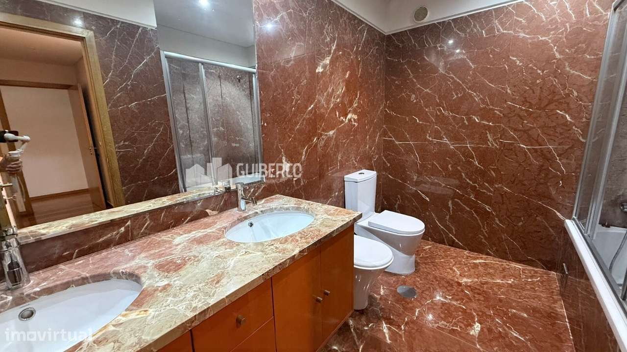 Apartamento T3  - Centro de Guimarães-12
