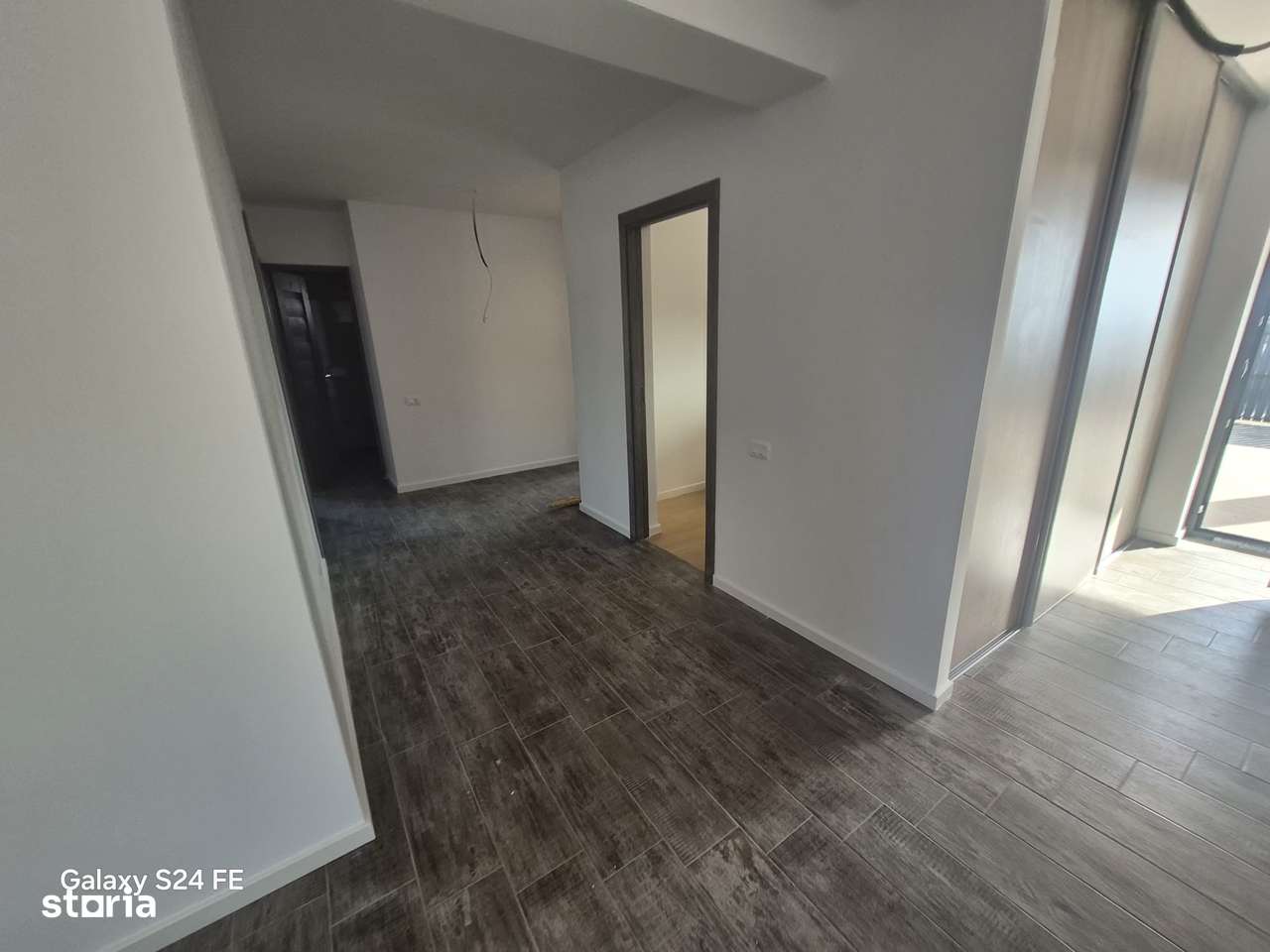 Casă independentă cu 3 camere/living /baie / și teren de 600mp-11