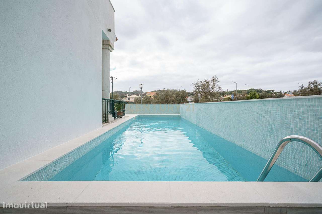 Moradia T5 de Charme com piscina, em Palmela. Conforto, Elegância e Fu-36