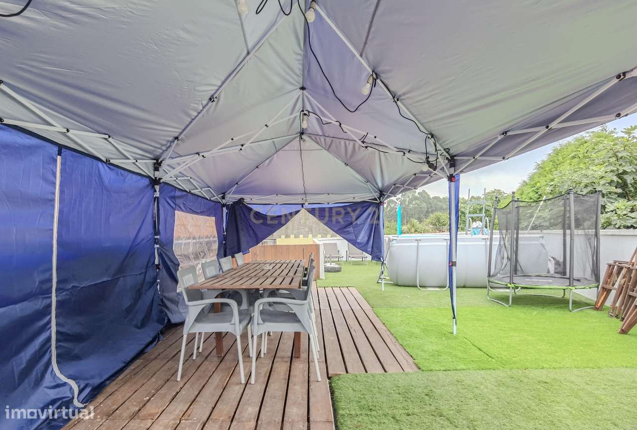 Moradia 4 frentes, T4 em Paiço, Lavra-8