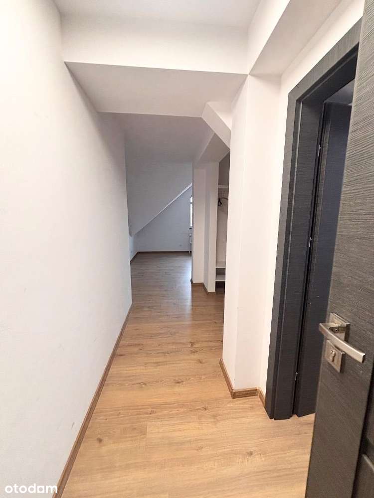 Galeria Delfino lokal położony na 3 piętrze - Pełny obrazek: 5/6