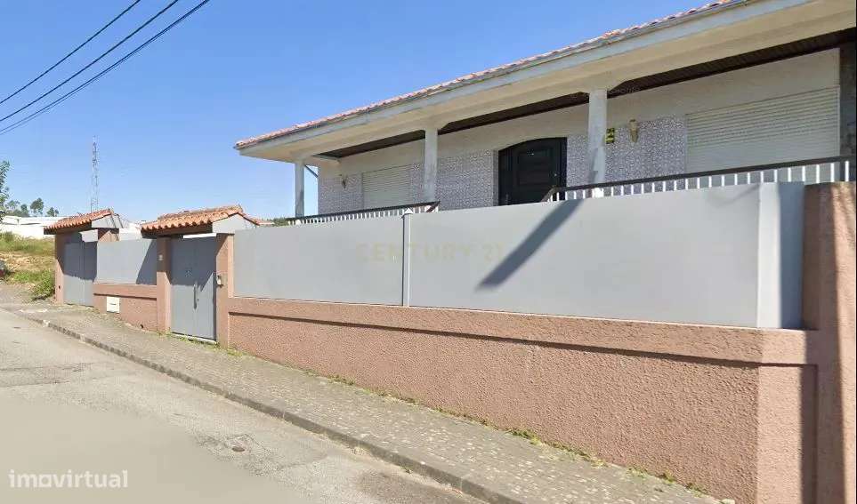 Moradia T3 para Arrendamento - Grande imagem: 1/9