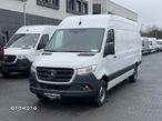 Mercedes-Benz Sprinter - 4