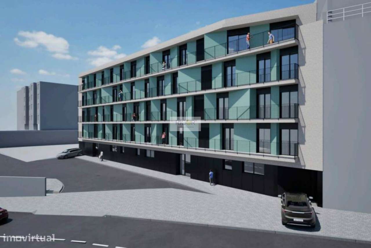 Apartamento T0 com varanda e garagem ao Pólo Universitário - Grande imagem: 3/9