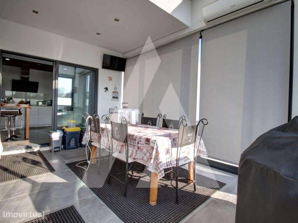 Moradia T4 de Luxo em Oliveira do Bairro-12