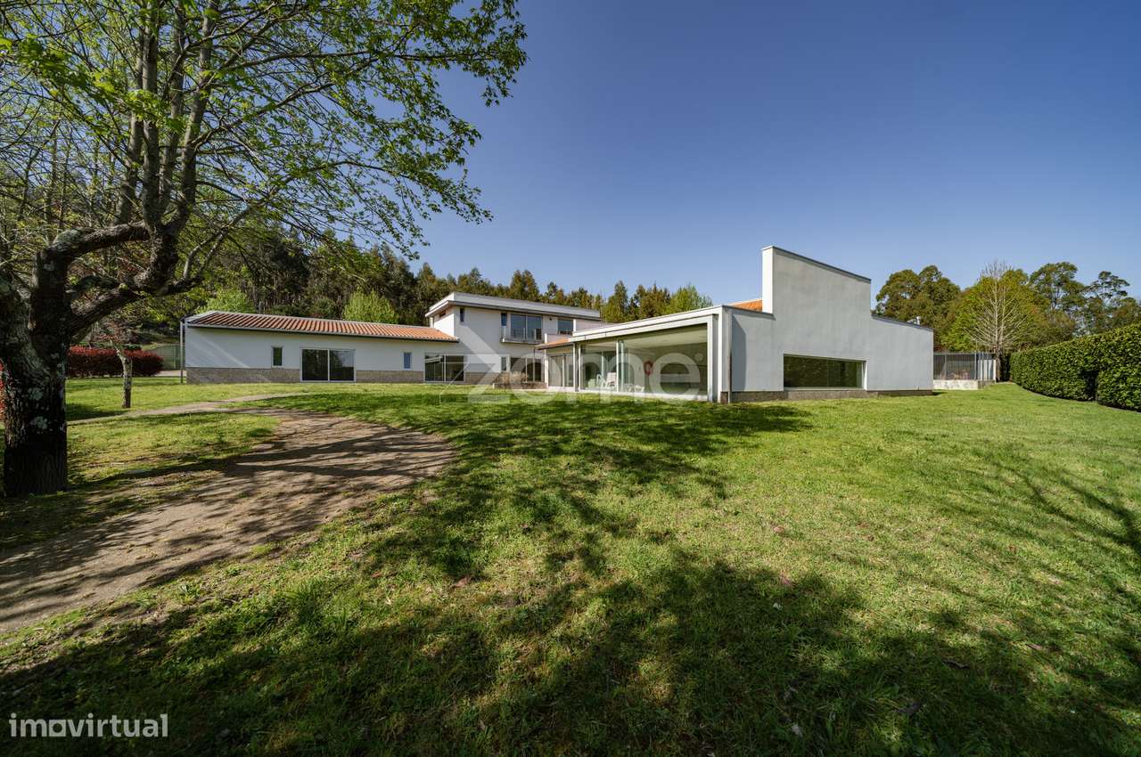 Moradia Individual T4+1 com Piscina Interior em Guimarães! - Grande imagem: 4/33