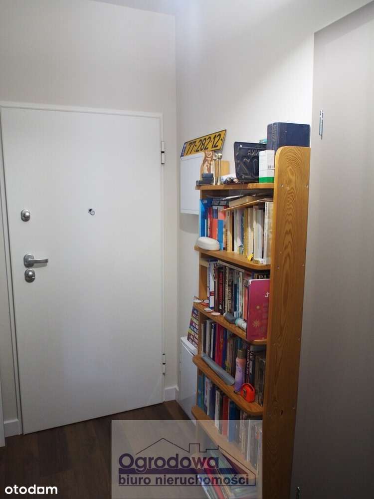 Nowe mieszkanie przy metrze.-10