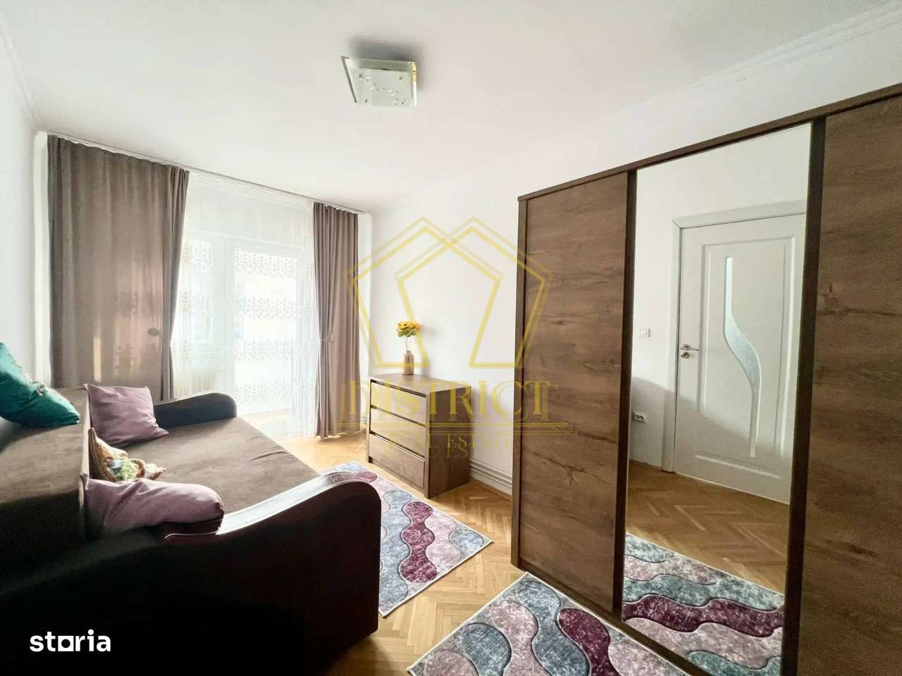 Apartament spatios cu 3 camere I Complexul Studentesc - Imagine principală: 2/7
