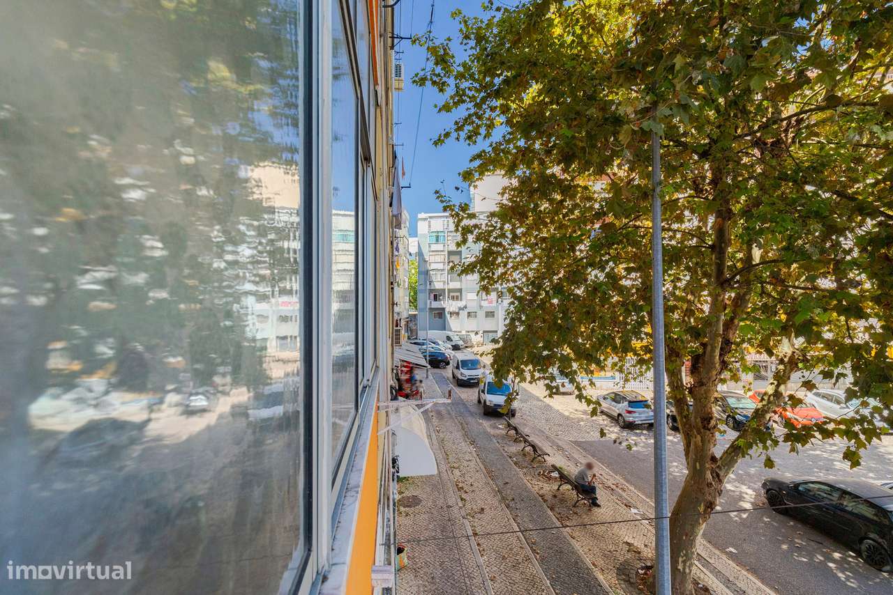 LARANJEIRO AVENIDA - T2 transformado em T2+1-24