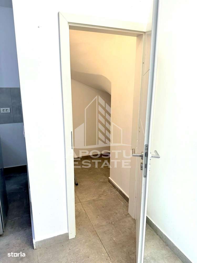 Triplex cu 3 camere,2 bai,mobilat si utilat,Dumbravita - Imagine principală: 4/19