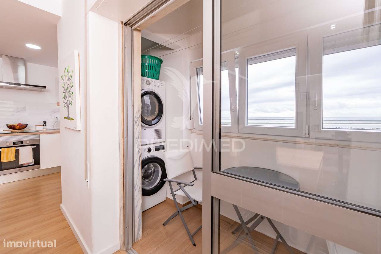 Apartamento T3 remodelado com vista sobre o Tejo - Grande imagem: 5/30