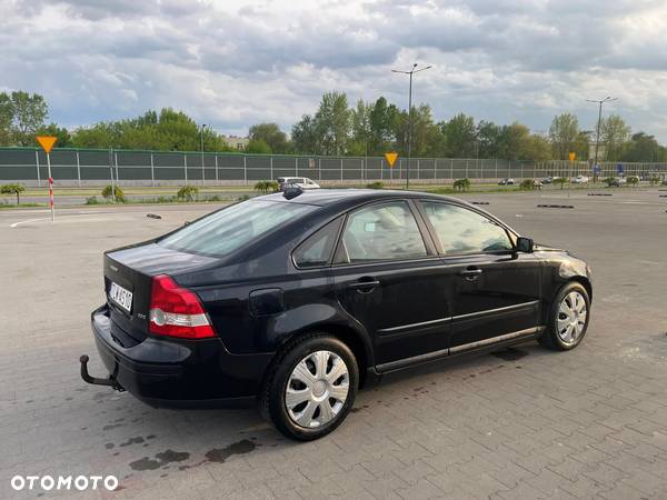 Volvo S40 2.0D - 4