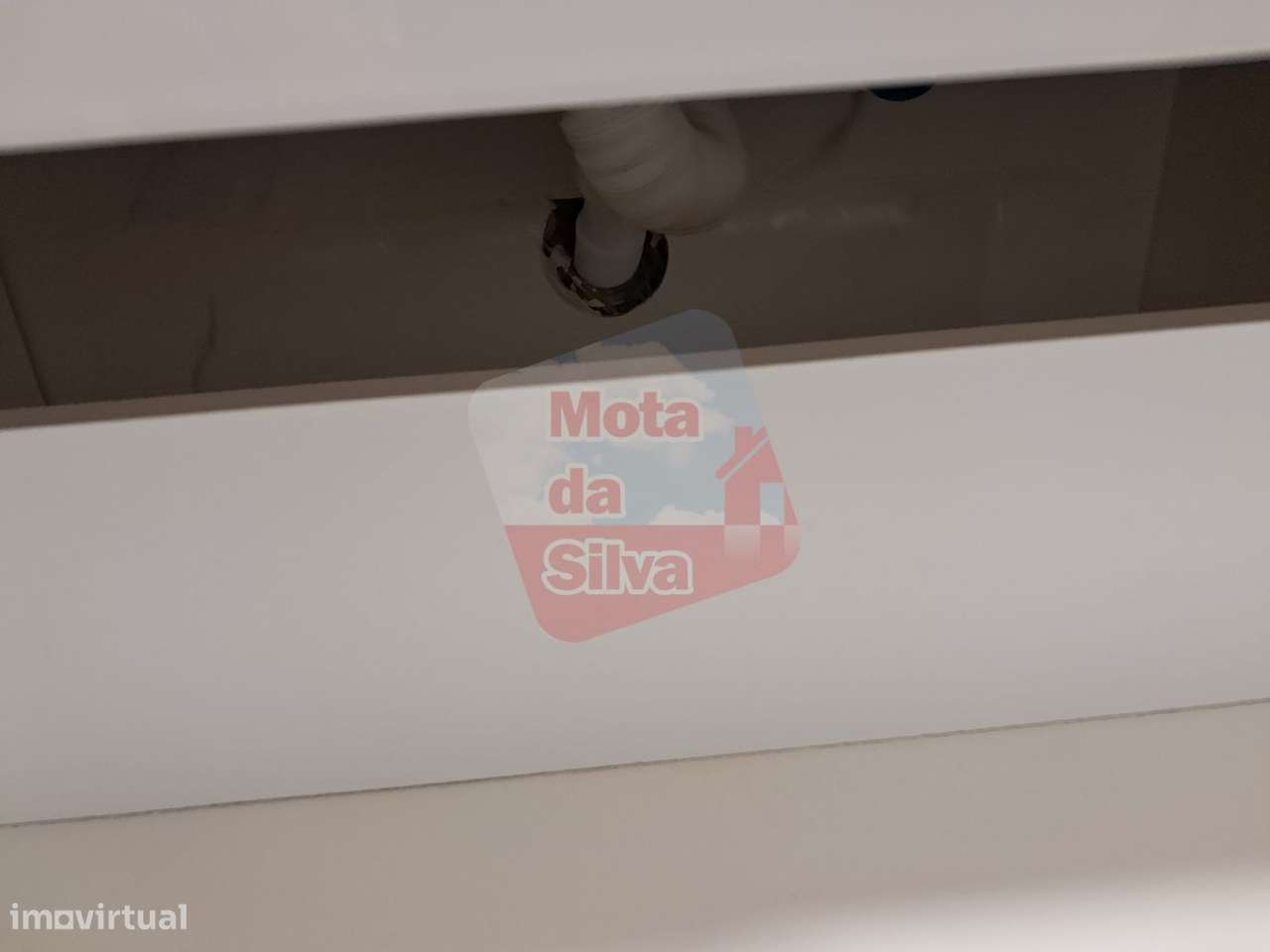 Excelente Loja em Alverca do Ribatejo-6