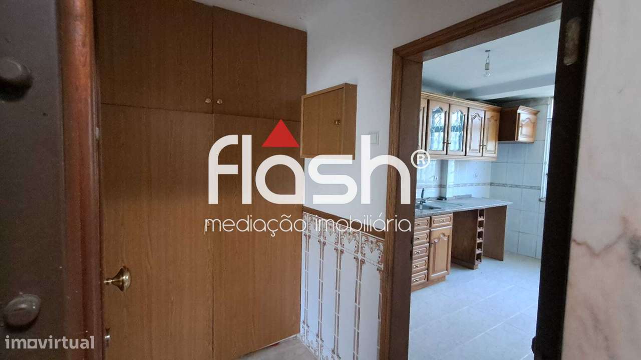 T2 Remodelado em Benfica - Grande imagem: 3/28