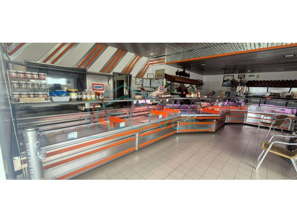 Talho e Charcutaria Tradicional - O Comércio de Proximidade no Port... - Grande imagem: 4/42