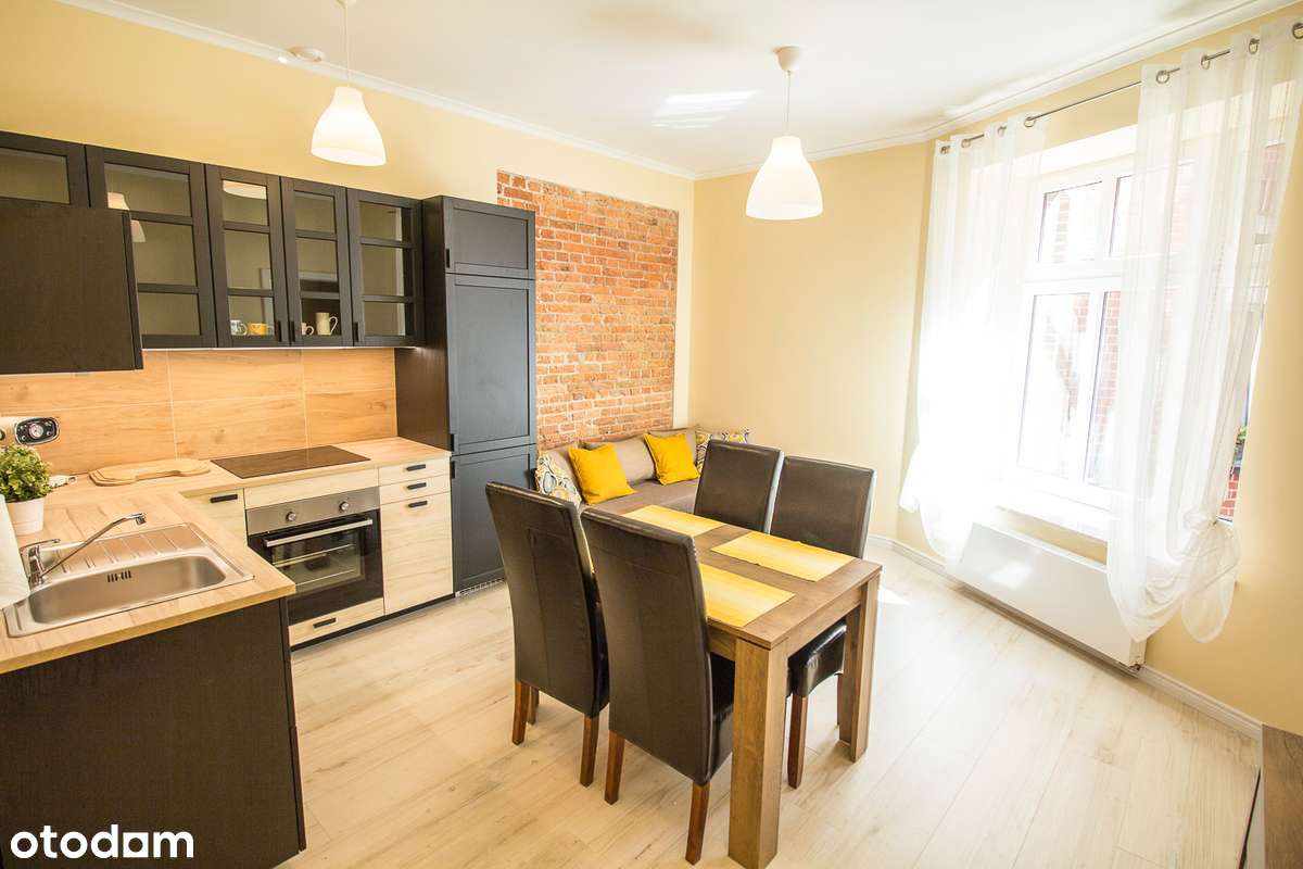 Przytulne Mieszkanie w samym Centrum, zielone ciche patio - Pełny obrazek: 4/12