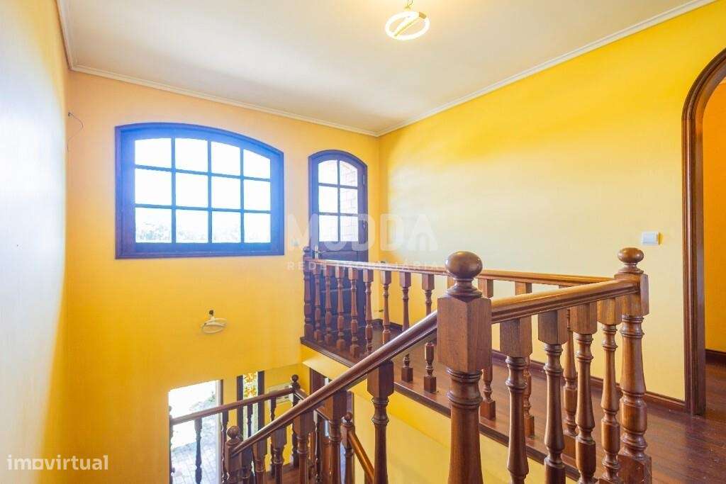 Oportunidade em Azurva – Moradia Isolada com Grande Terreno!-21
