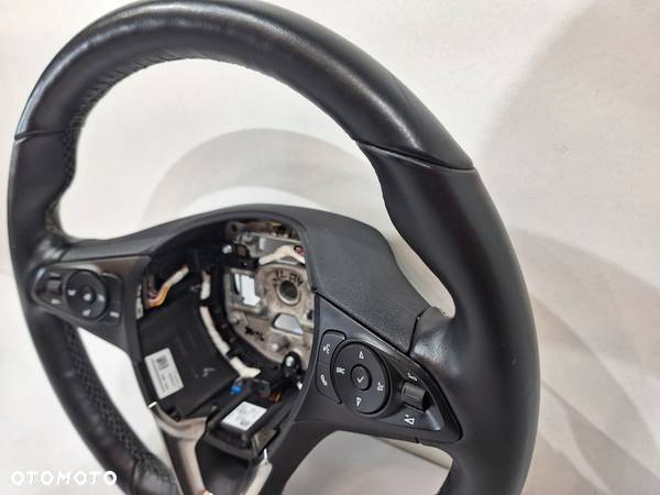 OPEL CORSA F KIEROWNICA MULTI GRZANA STAN BDB 39196700 - 2