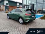 Kia Ceed - 8