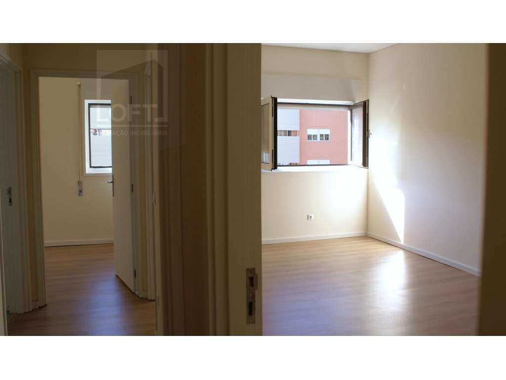 Apartamento T3 Renovado no Bonfim - Grande imagem: 5/35