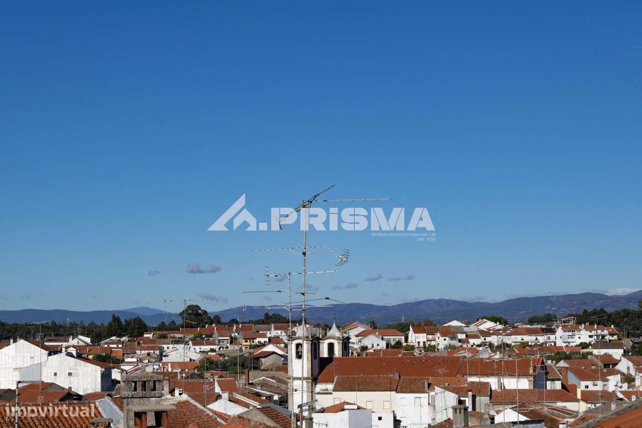 Moradia em banda para venda em Alcains-32