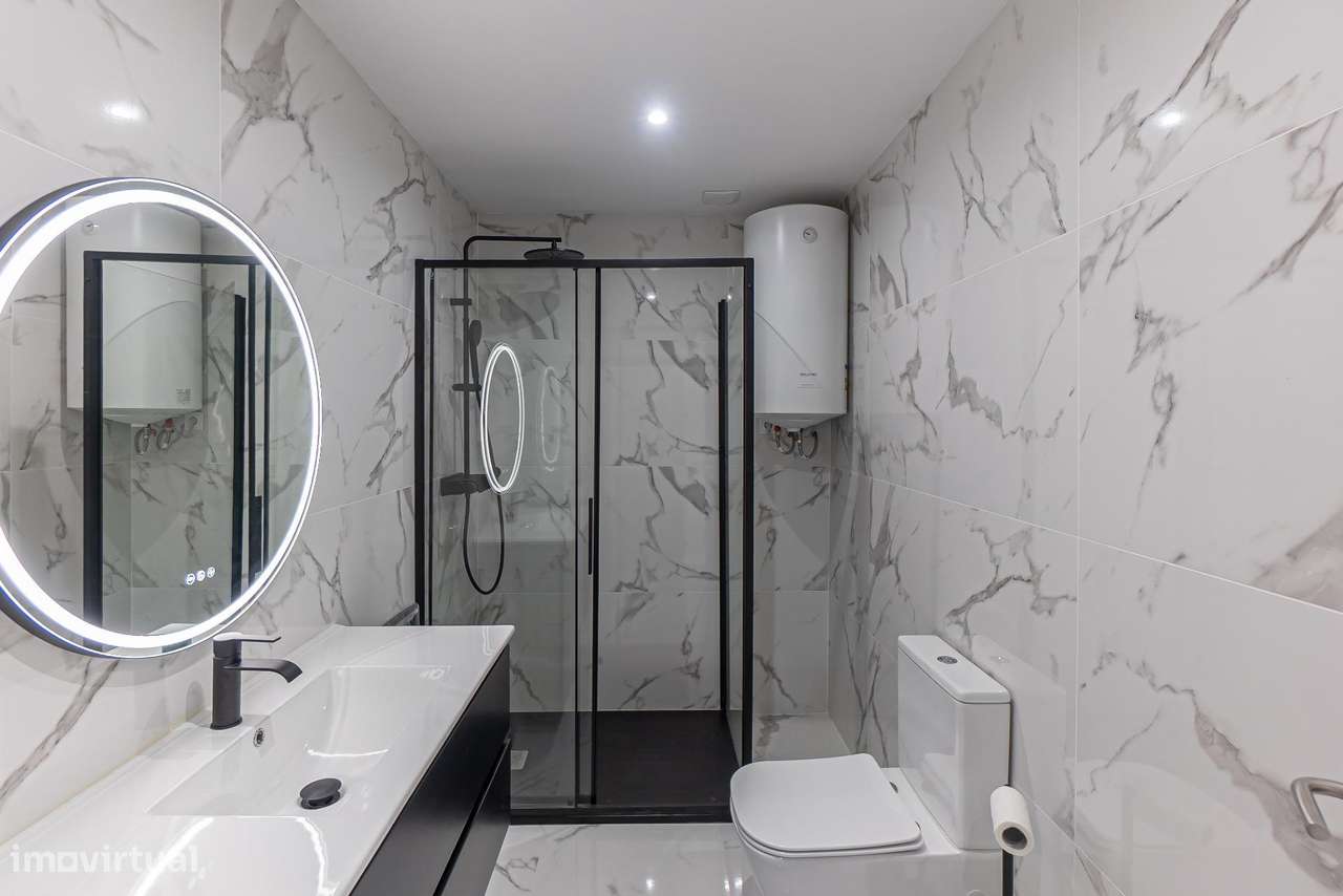 Apartamento T3 renovado | Bonfim, Porto | 105 m2-7