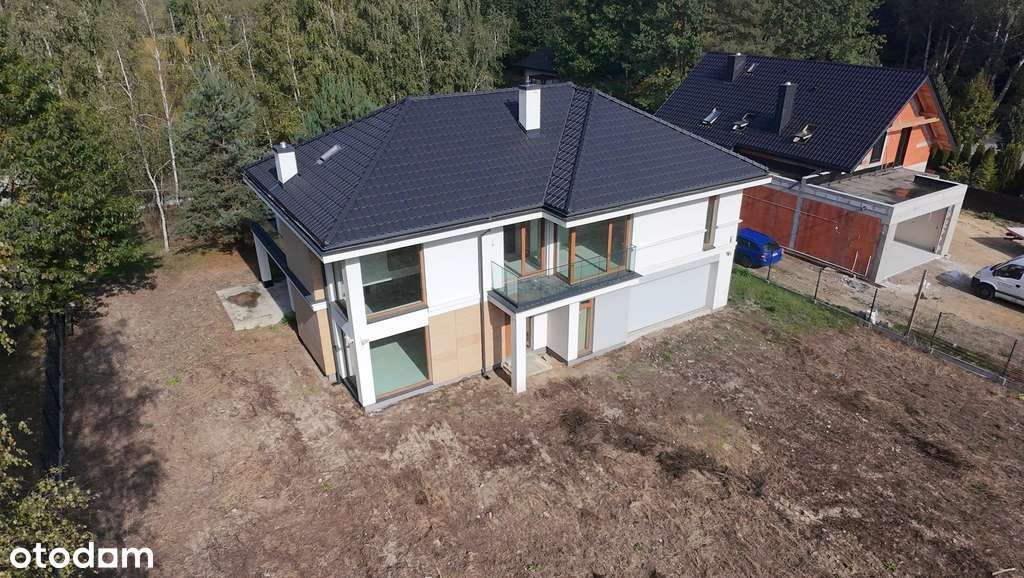 Nowoczesna Elegancja i Przestrzeń: Dom "Riwiera 3"-12