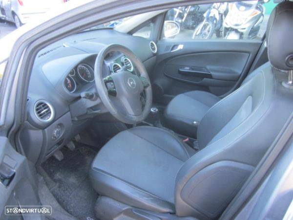 Para Peças Opel Corsa D (S07) - 2