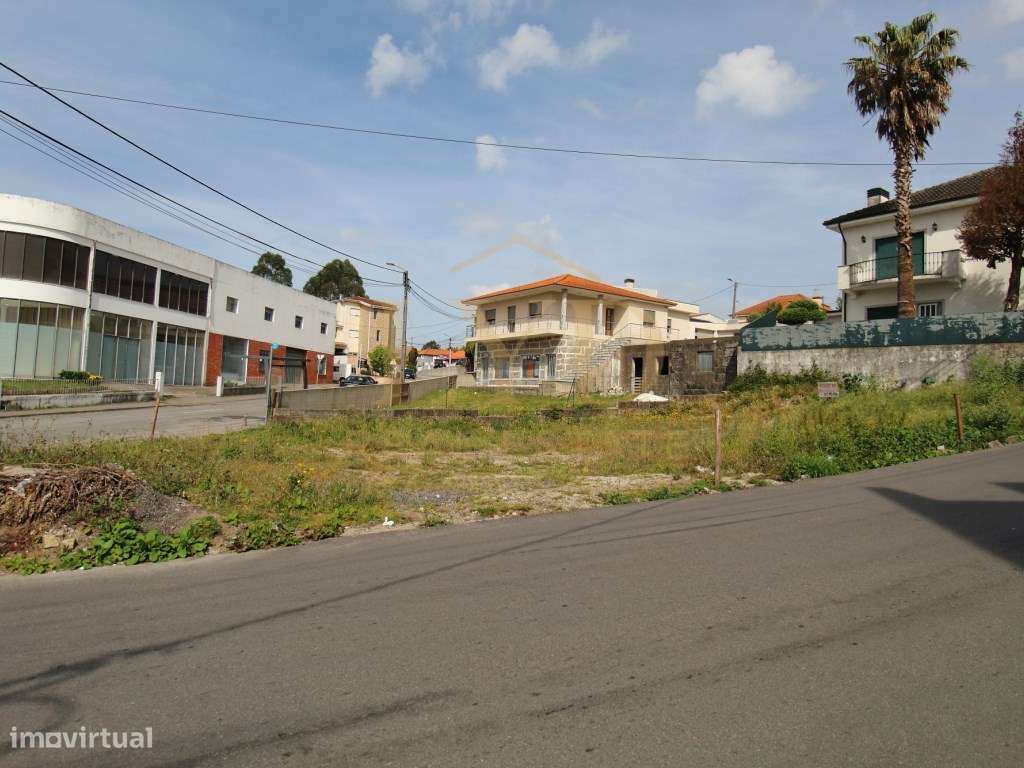 Terreno para Construção-0