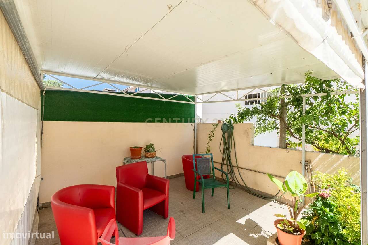 ERPI / RESIDÊNCIA SÉNIOR EM FUNCIONAMENTO | FOROS DE AMORA – SEIXAL-16